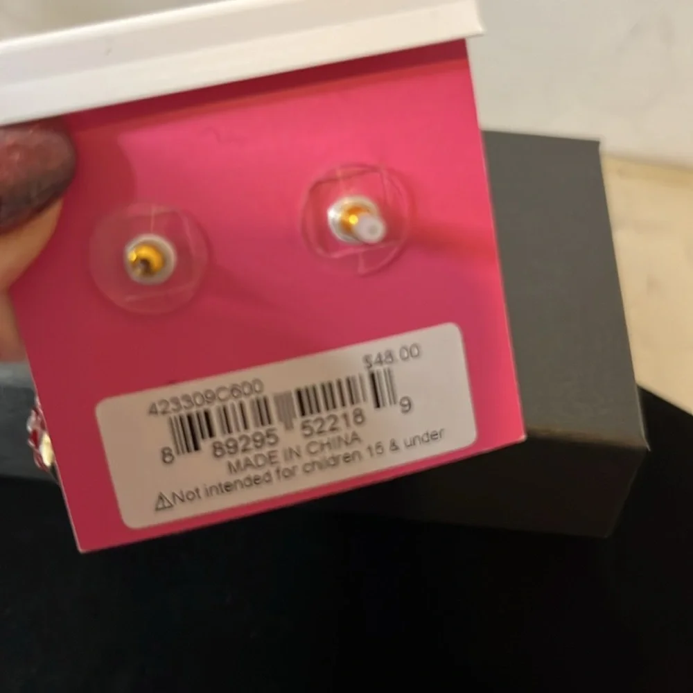 NWT BETSEY Johnson One Love Gold Tone Red Heart Pink & Faux Pearl Drop Earrings